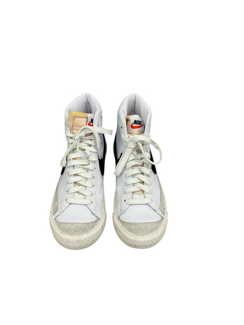 Vist Large View of Product Image Which is Used Nike Casual Shoes 6.5