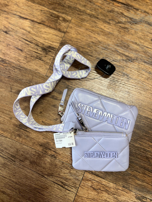 Vist Large View of Product Image Which is Used Steve Madden Leather Wallet