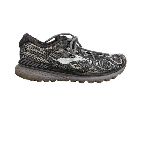 Vist Large View of Product Image Which is Used Brooks Performance Shoes 10