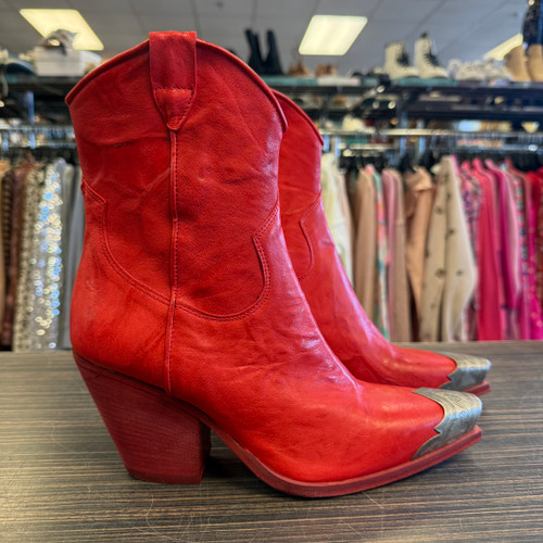 Vist Large View of Product Image Which is Used RED FREE PEOPLE Ankle Boots 8