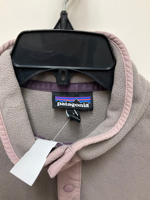 Vist Large View of Product Image Which is Used Patagonia Sweatshirt L-12/14