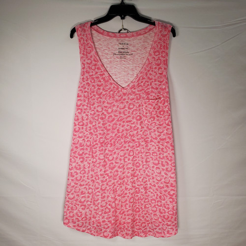 Vist Large View of Product Image Which is Used Torrid Sleeveless Top 4X-24