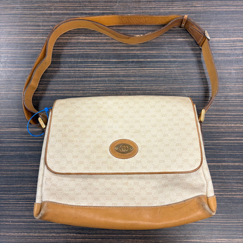 Vist Large View of Product Image Which is Used Gucci Large Leather Handbag