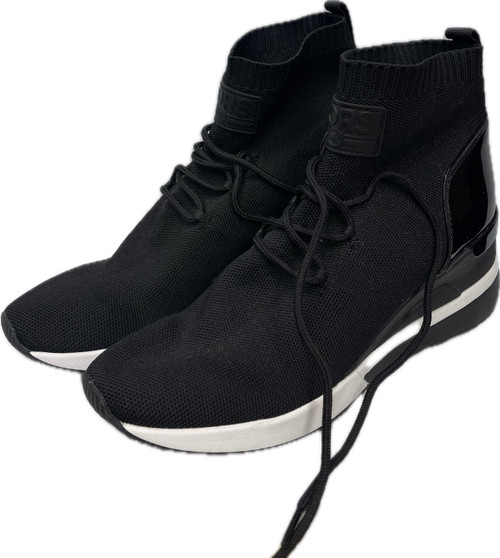 Vist Large View of Product Image Which is Used Michael Michael Kors Casual Shoes 9