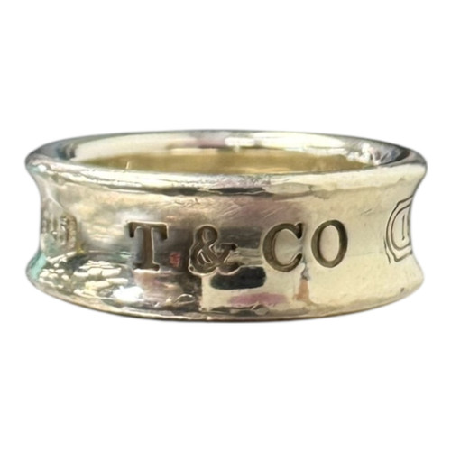 Vist Large View of Product Image Which is Used Tiffany & Co. Ring 1837 Size 5