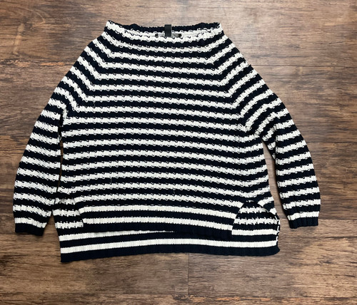 Vist Large View of Product Image Which is Used Weekend Max Mara Long Sleeve Top S-4/6