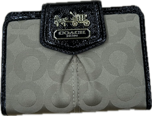 Vist Large View of Product Image Which is Used Coach Leather Wallet