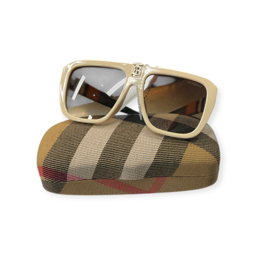 Vist Large View of Product Image Which is Used BURBERRY Sunglasses