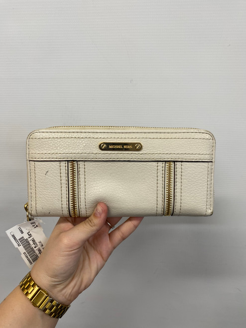 Vist Large View of Product Image Which is Used Michael Michael Kors Leather Wallet