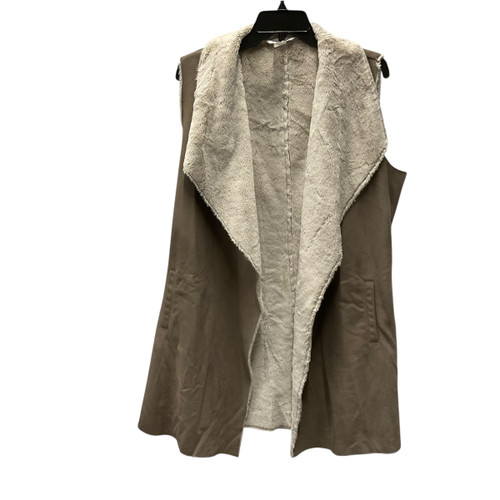 Vist Large View of Product Image Which is Used Alia Heavyweight Vest M-8/10