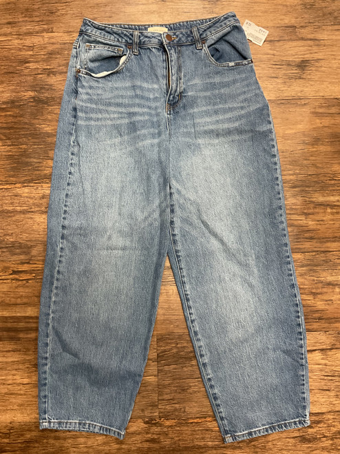 Vist Large View of Product Image Which is Used Oliver Logan Denim 6-28