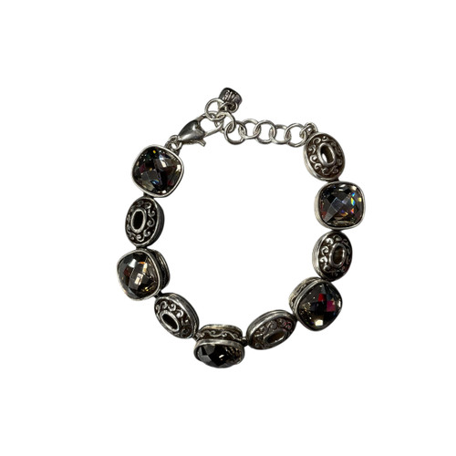 Vist Large View of Product Image Which is Used Unbranded Bracelet