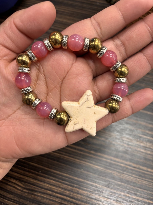 Vist Large View of Product Image Which is Used Unbranded Bracelet