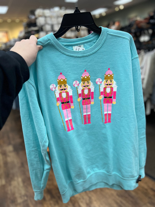 Vist Large View of Product Image Which is Used Nutcracker Lightweight Sweater M-8/10