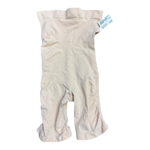 Vist Large View of Product Image Which is Used SKIMS Active Shorts XL 16/33