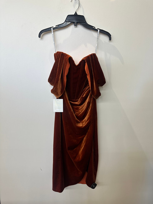 Vist Large View of Product Image Which is Used Unbranded Short Dress B S-4/6