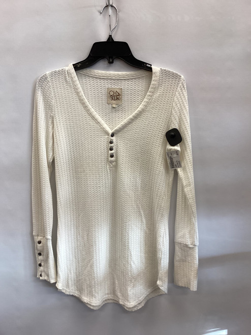 Vist Large View of Product Image Which is Used Chaser Long Sleeve Top S-4/6