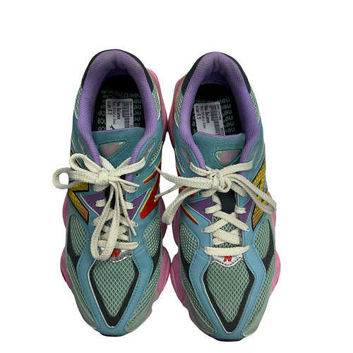 Vist Large View of Product Image Which is Used New Balance Mens Athletic Shoes 9.5