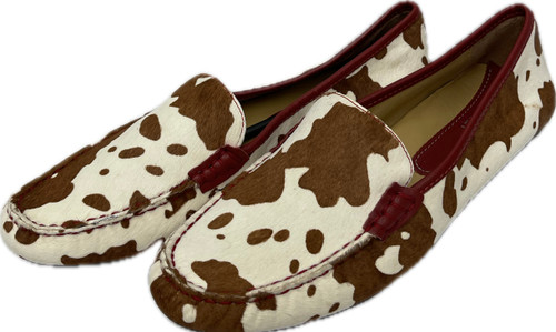 Vist Large View of Product Image Which is Used Vaneli Flats 8.5