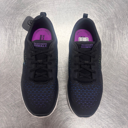 Vist Large View of Product Image Which is Used Skechers Casual Shoes 9.5