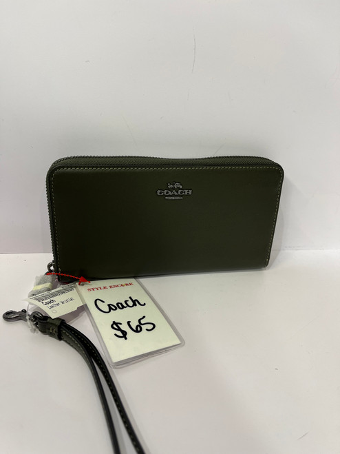 Vist Large View of Product Image Which is Used Coach Leather Wristlet