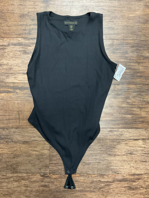 Vist Large View of Product Image Which is Used House Of Harlow 1960 Tank Top S-4/6