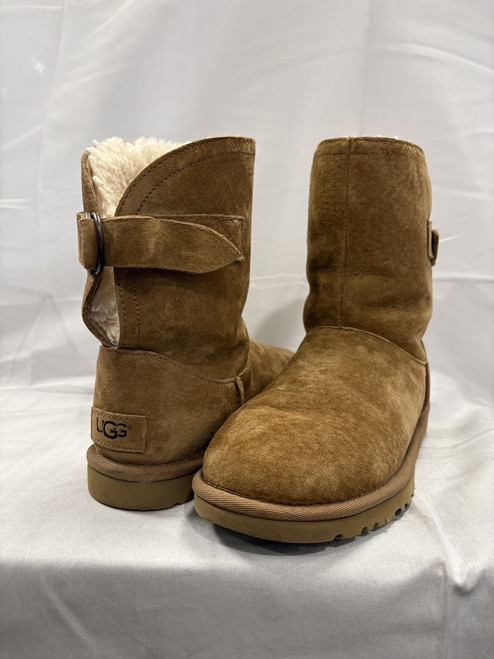Vist Large View of Product Image Which is Used Ugg Australia Boots 5