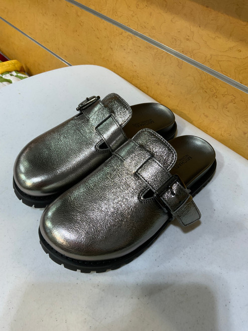 Vist Large View of Product Image Which is Used Michael Michael Kors Clogs 5.5