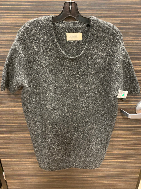 Vist Large View of Product Image Which is Used Unbranded Short Sleeve Sweater S-4/6