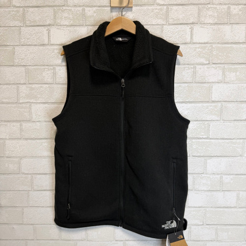 Vist Large View of Product Image Which is Used The North Face Men's Lightweight Vest M