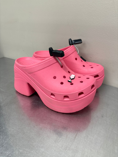 Vist Large View of Product Image Which is Used Pink Crocs Ankle clogs 9