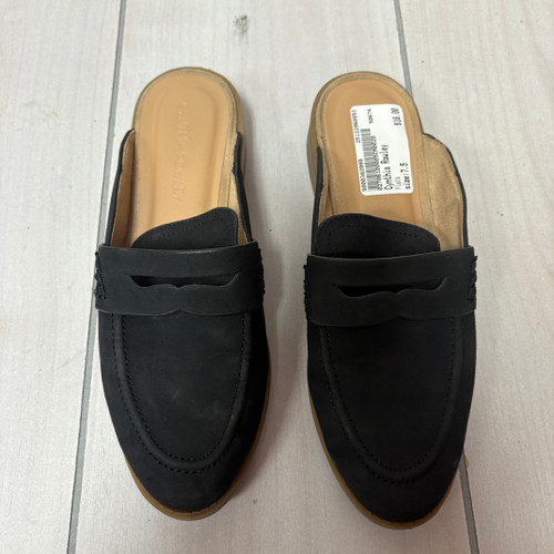 Vist Large View of Product Image Which is Used Cynthia Rowley Flats 7.5