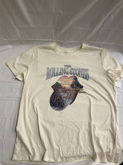 Vist Large View of Product Image Which is Used Unbranded T-Shirt L-12/14