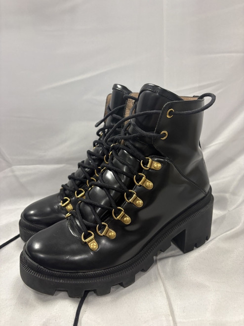 Vist Large View of Product Image Which is Used Gucci Ankle Boots