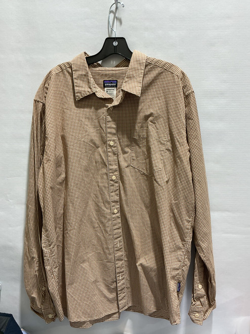 Vist Large View of Product Image Which is Used Patagonia Mens Long Sleeve Top XL/17-17.5