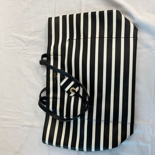 Vist Large View of Product Image Which is Used Kate Spade New York Small Leather Handbag