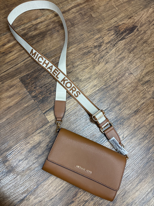 Vist Large View of Product Image Which is Used Michael Kors Large Leather Handbag