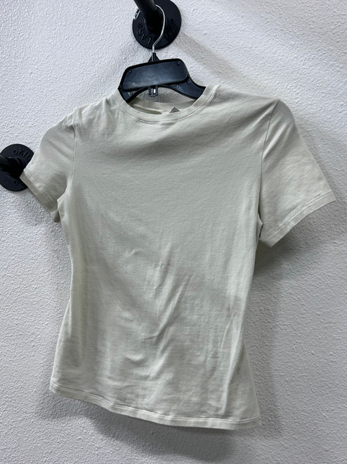 Vist Large View of Product Image Which is Used Unbranded Sleeveless Top S-4/6