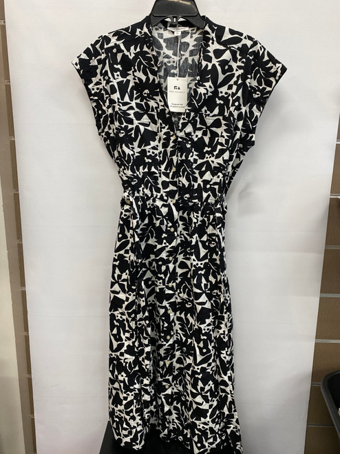 Vist Large View of Product Image Which is Used Free Assembly Long Dress F M-8/10