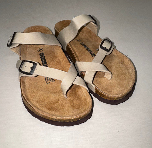 Vist Large View of Product Image Which is Used Unbranded Flip Flops 6