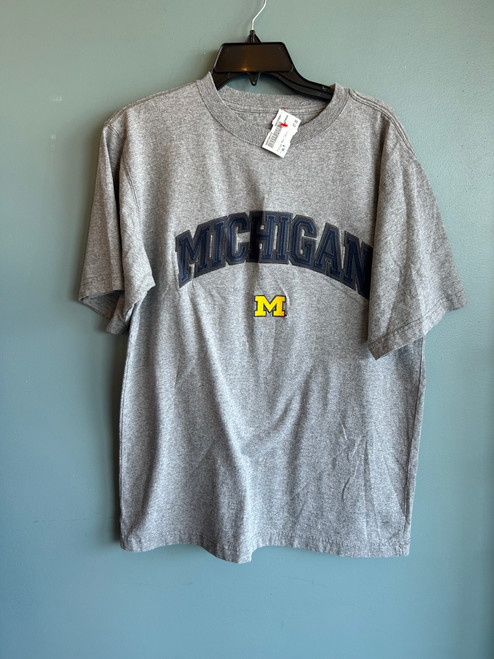 Vist Large View of Product Image Which is Used U of M Mens T-Shirt M