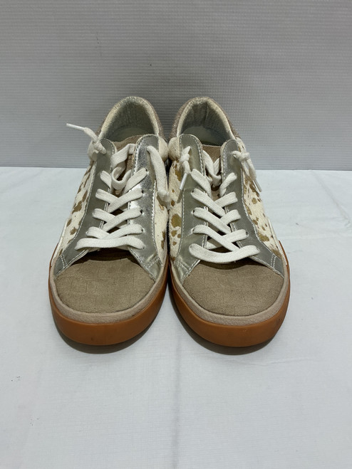 Vist Large View of Product Image Which is Used Dolce Vita Casual Shoes 8.5