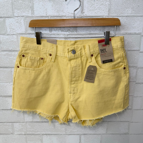 Vist Large View of Product Image Which is Used Levi's Shorts 12-31