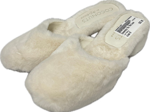 Vist Large View of Product Image Which is Used Coconuts By Matisse Low Heels 9