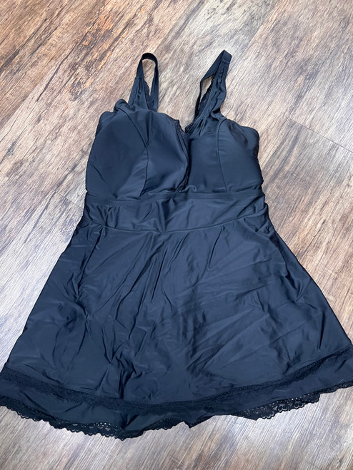 Vist Large View of Product Image Which is Used Torrid Swimwear 4X 24/37