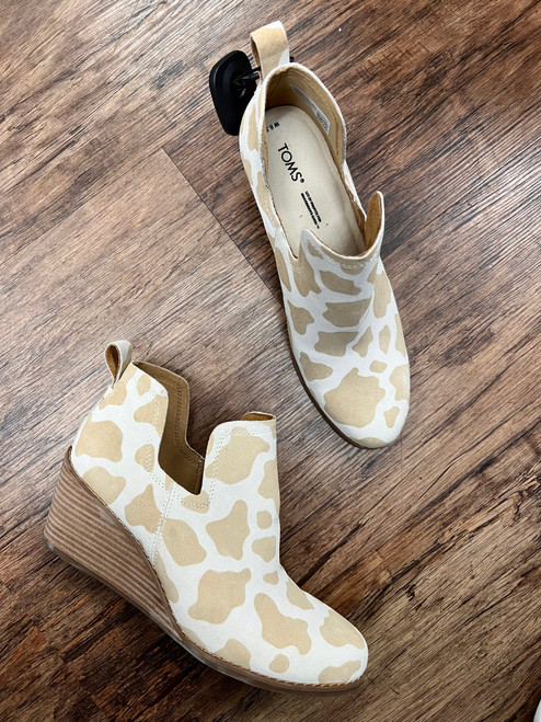 Vist Large View of Product Image Which is Used Toms Ankle Boots 8.5