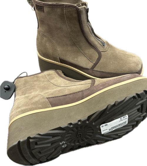 Vist Large View of Product Image Which is Used Unbranded Ankle Boots 12