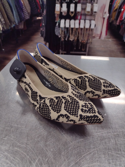 Vist Large View of Product Image Which is Used Rothy's Flats 7.5