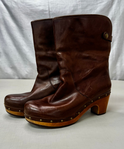 Vist Large View of Product Image Which is Used Ugg Australia Ankle Boots 8