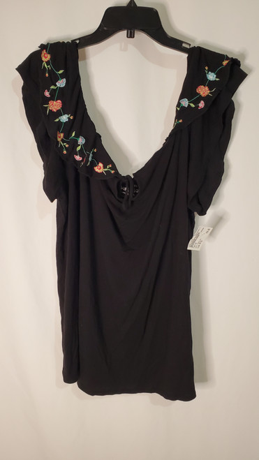 Vist Large View of Product Image Which is Used Torrid Short Sleeve Top 3X-22